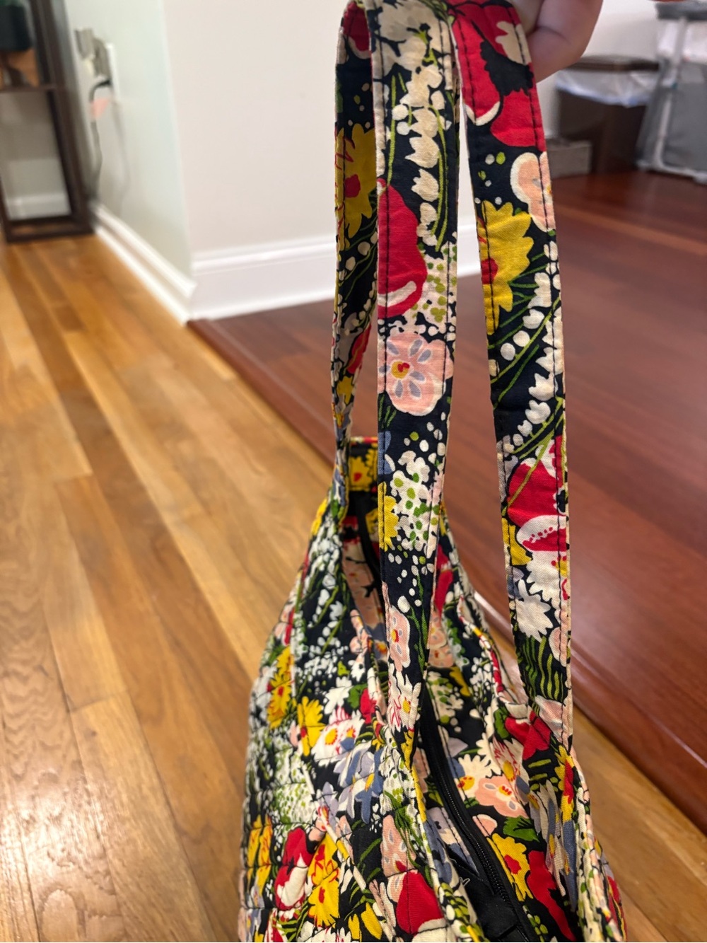 Vera Bradley Red Poppy Quilted Tote Bag - Picture 8 of 9